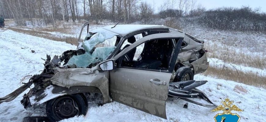 Под Тольятти в жестком ДТП пострадала женщина