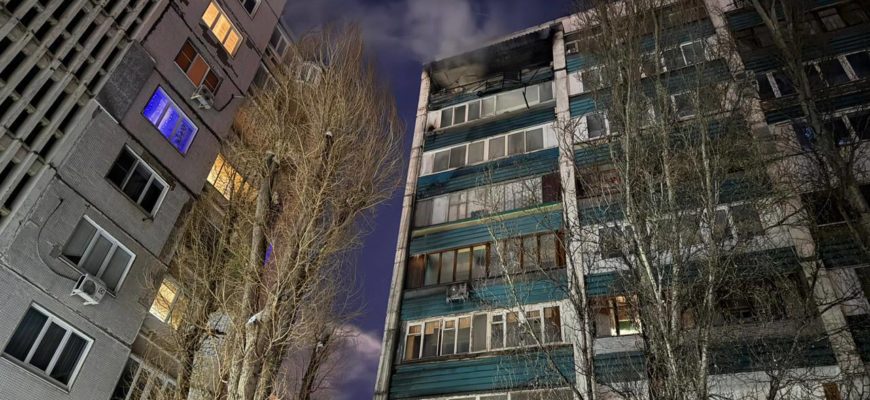 Появились фото с пожара на улице Советской в Самаре