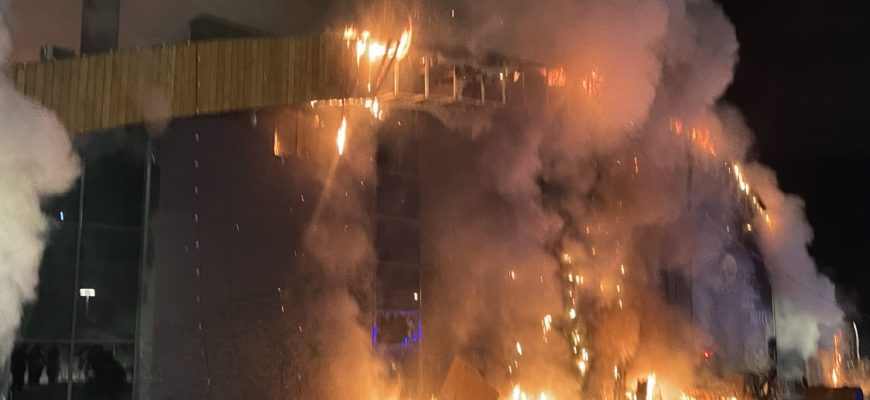 «Небо» в огне: в Тольятти случился пожар в популярном развлекательном комплексе