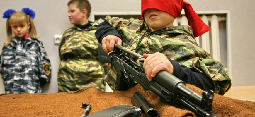 C 1 сентября школьников научат Родину защищать