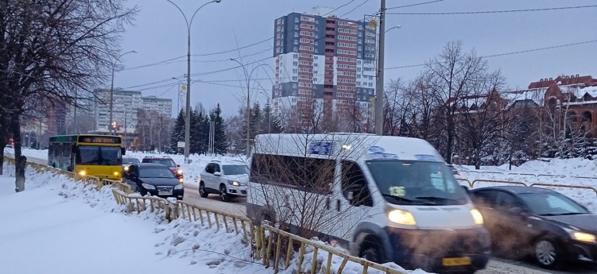 Цифры грустные, перспективы туманные: в Тольятти депутаты гордумы обсудили ситуацию с муниципальным транспортом