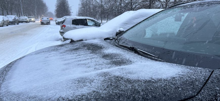 В Самаре утвердили новый порядок организации парковок для такси 