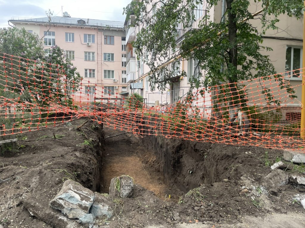 Не прошло и месяца: в Тольятти подрядчики «Т Плюс» приступили к перекладке сетей