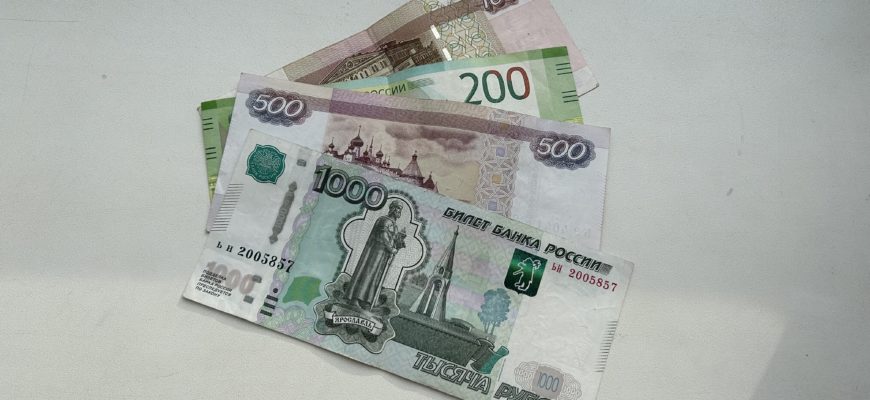 Молодым педагогам Самарской области вдвое увеличат ежемесячную выплату