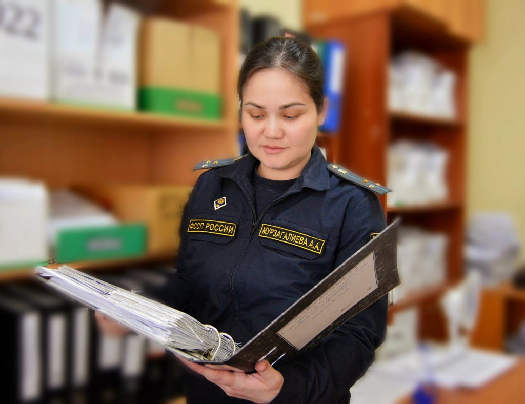 В Самаре должница по алиментам скрывалась от судебных приставов на дачах