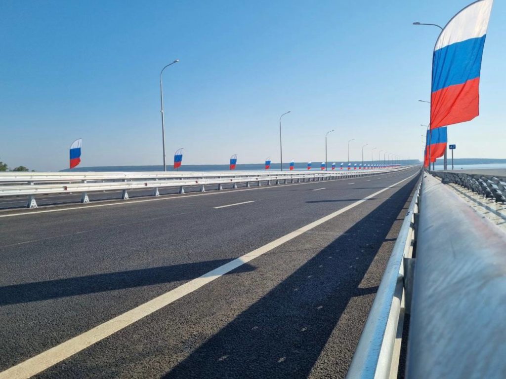 Волжский мост на обходе Тольятти освятили 