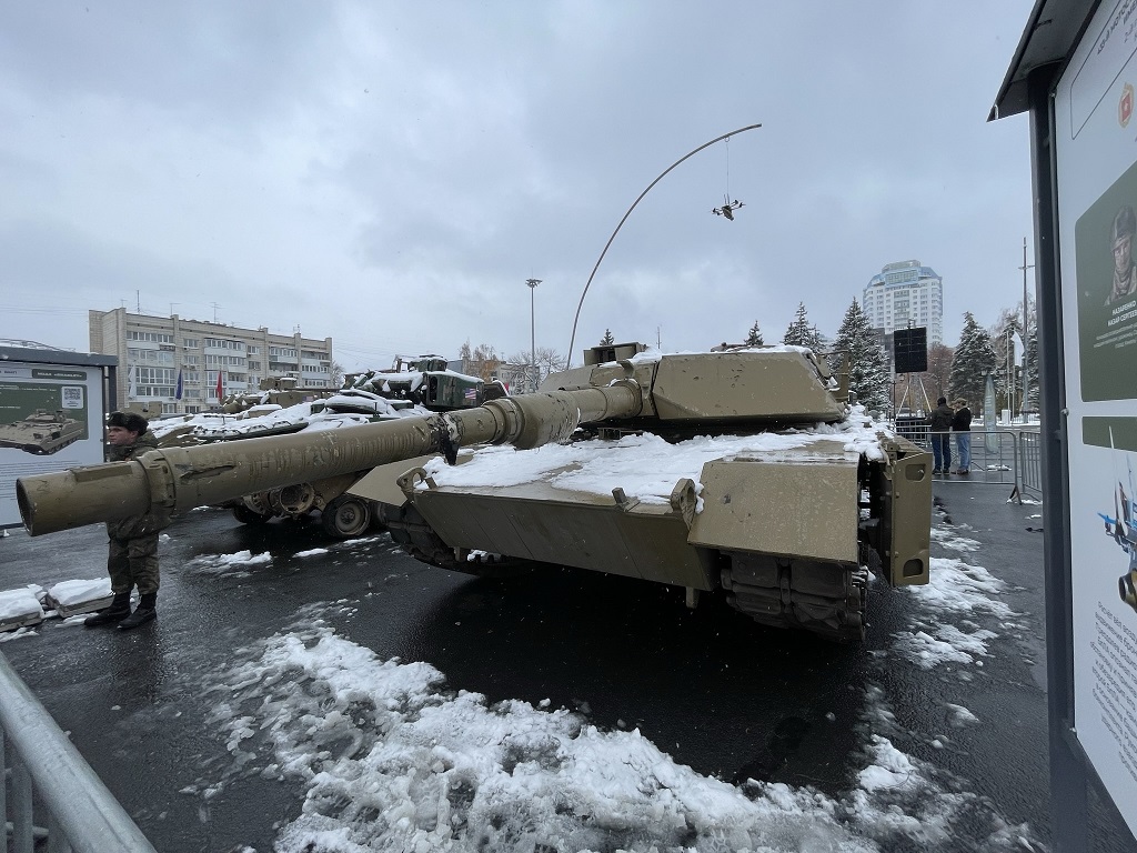 В Самаре открыта экспозиция трофейной техники НАТО