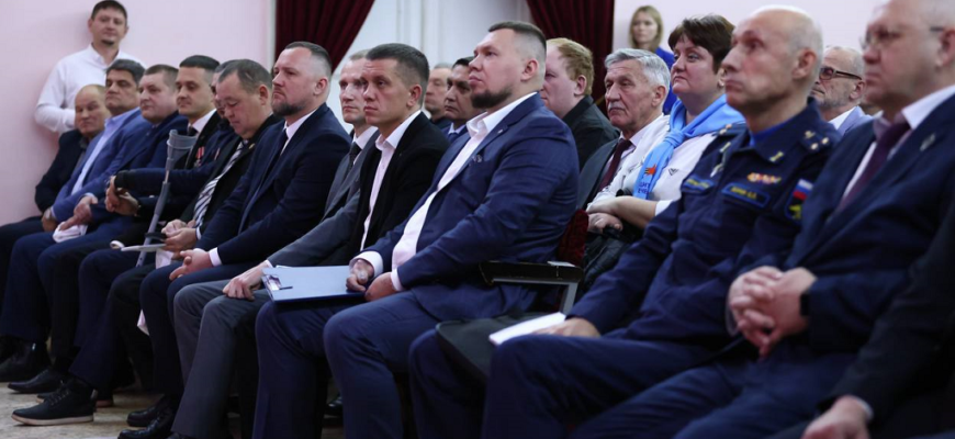 Чиновникам Самарской области назначили кураторов