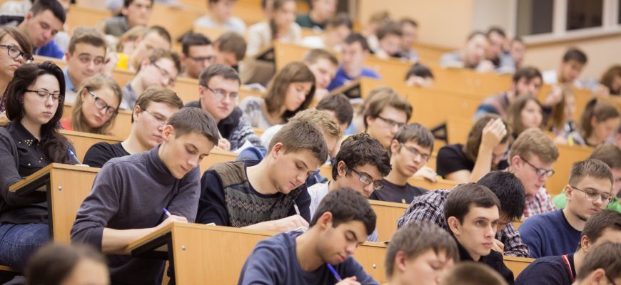 Количество бюджетных мест в самарских вузах будет увеличено