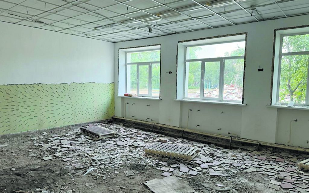 В двух образовательных учреждениях Тольятти не успевают закончить ремонт к 1 сентября