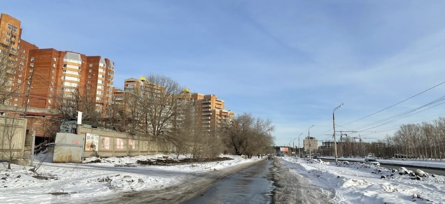 Чиновничья эквилибристика: жители 8-го квартала несколько лет ждут строительства проезда вдоль улицы Спортивной