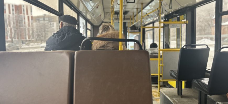 В Самарской области жители «Южного города» просят больше автобусов и парковок В Самарской области жители «Южного города» просят больше автобусов и парковок