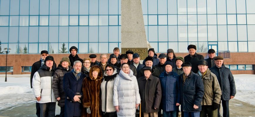 В 2024 году АВТОВАЗ направил на поддержку своих ветеранов более 59 млн рублей