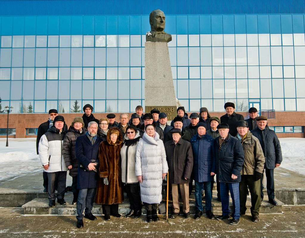 В 2024 году АВТОВАЗ направил на поддержку своих ветеранов более 59 млн рублей