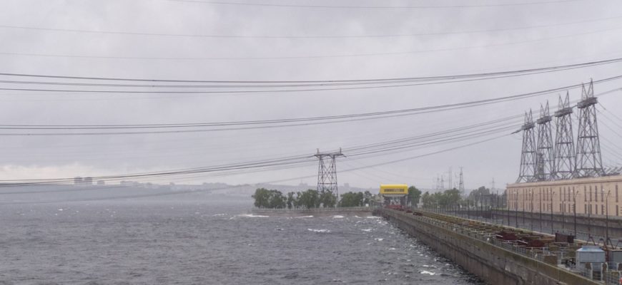 Жигулевская ГЭС снижает сброс воды