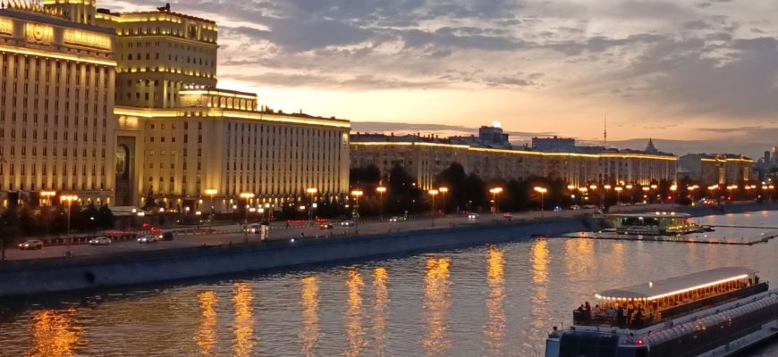 В ВТБ определили самые дорогие и любимые места летнего отдыха россиян