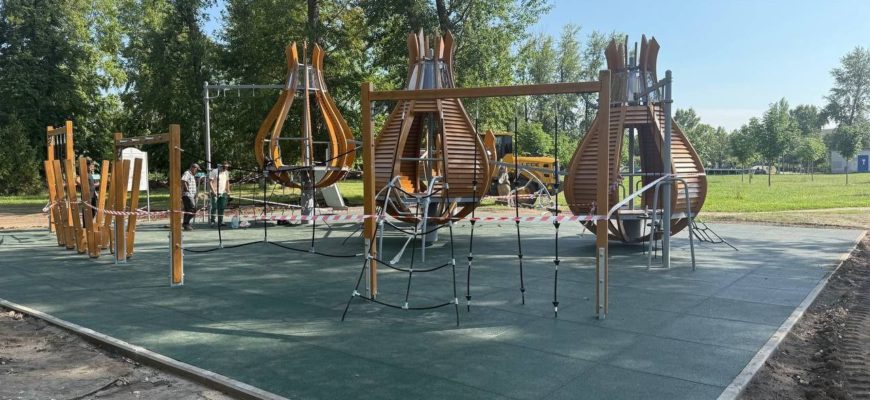 В Тольятти проверили ход благоустройства парка Центрального района