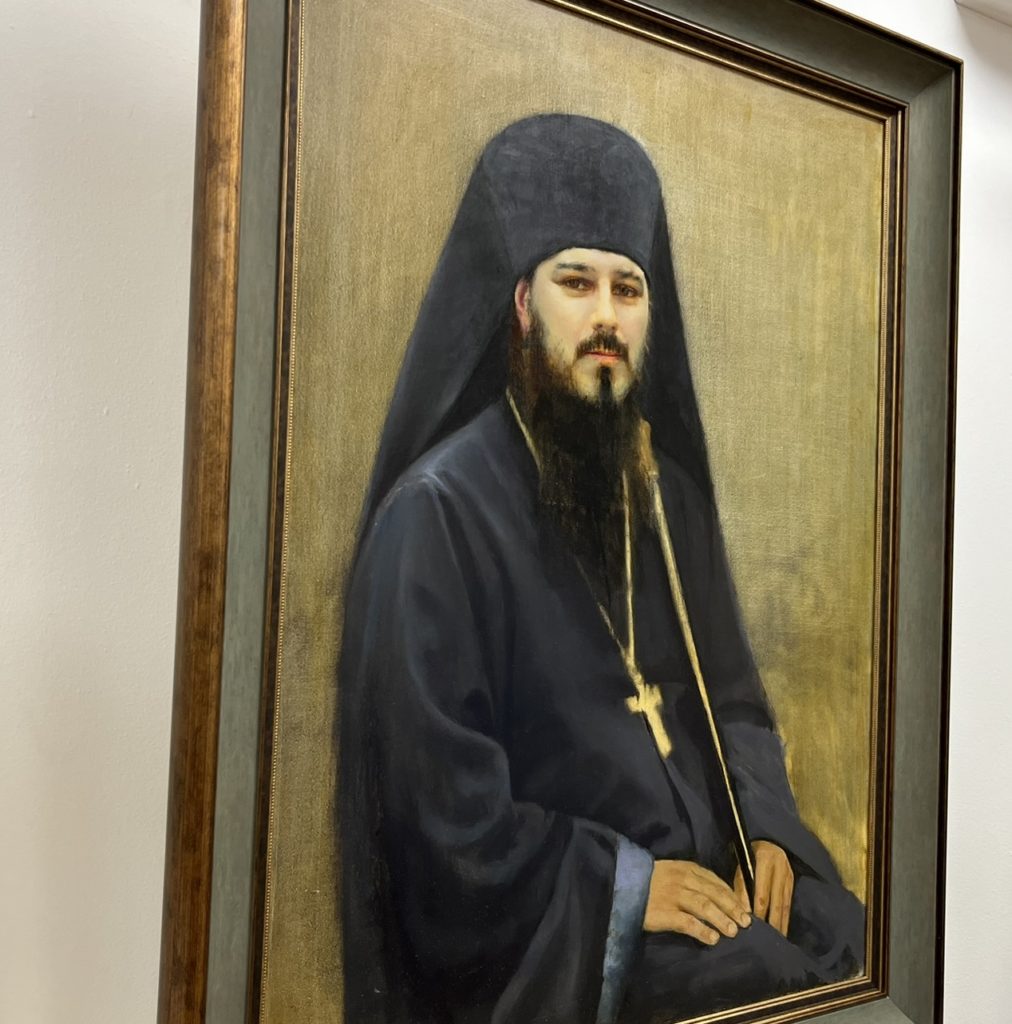 В Тольяттинском краеведческом музее открылась выставка «Дорога к Храму»
