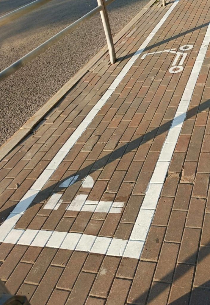 В Самаре появились парковочные зоны для самокатов