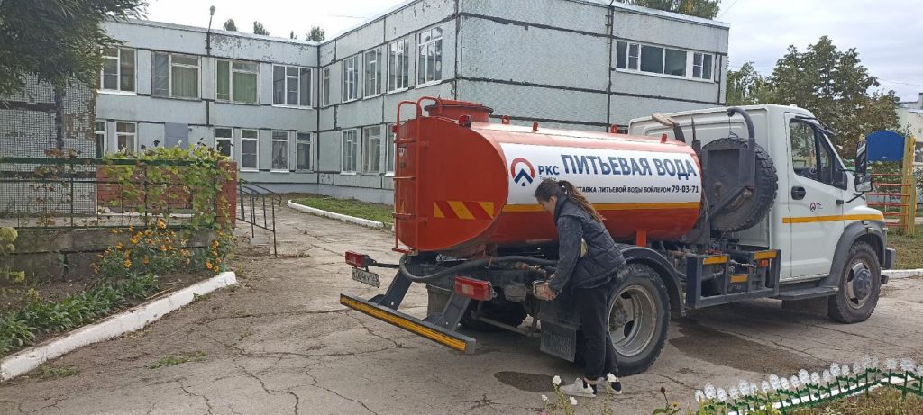 В Центральном районе Тольятти школа и детский сад остались без воды