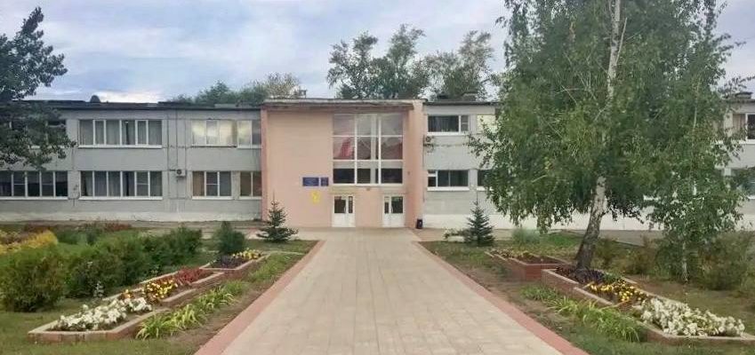 В селе Ягодное в школе отремонтировали кровлю после вмешательства прокуратуры