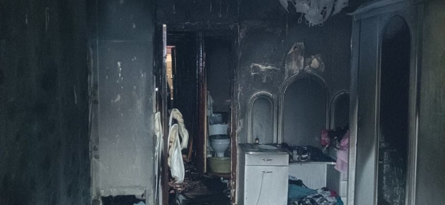 В Жигулевске спасли 42-летнего мужчину из горящей квартиры В Жигулевске спасли 42-летнего мужчину из горящей квартиры