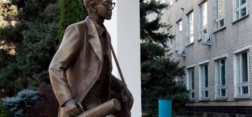 Новые правила для студентов: учиться дольше, работать – по назначению