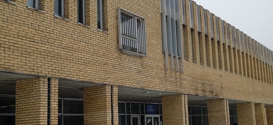Ни аккорда, ни па: в Тольятти симфония ремонта в детской музыкальной школе № 4 застыла в паузе