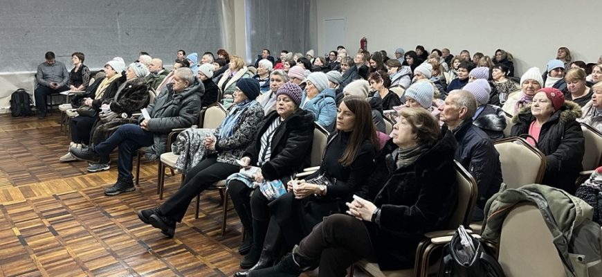 В Тольятти жителям 13-го квартала показали результаты взаимодействия депутатского корпуса и ТОСа