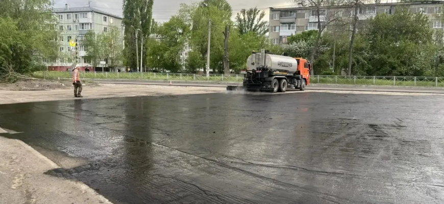 В Тольятти на нескольких улицах продолжается ремонт дорог