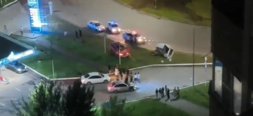 В Тольятти незаконная торговля на проезжей части становится угрозой для участников дорожного движения