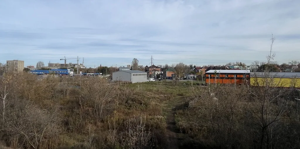 Фото: Почему вместо бульвара и школы вдоль улицы Лесной в Центральном районе Тольятти появилась хаотичная застройка — Газета «Площадь СВОБОДЫ» (gazeta-ps.ru) Почему вместо бульвара и школы вдоль улицы Лесной в Центральном районе Тольятти появилась хаотичная застройка — Газета «Площадь СВОБОДЫ» (gazeta-ps.ru)