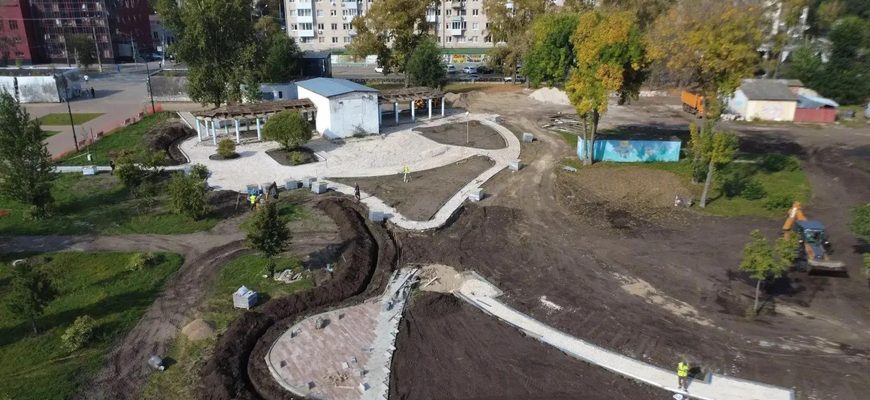 Глава Тольятти проверил ход благоустройства городских объектов Глава Тольятти проверил ход благоустройства городских объектов